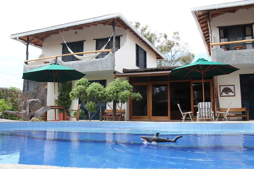 Galapagos Cottages Puerto Ayora  Dom wakacyjny