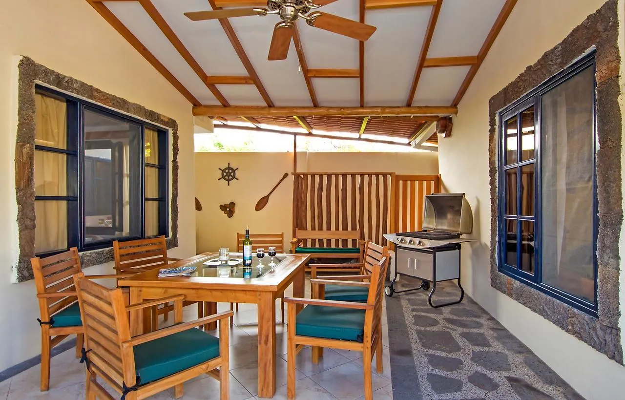 Galapagos Cottages Puerto Ayora  Ekwador