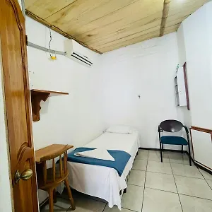 2* Maison d'hôtes Darwin
